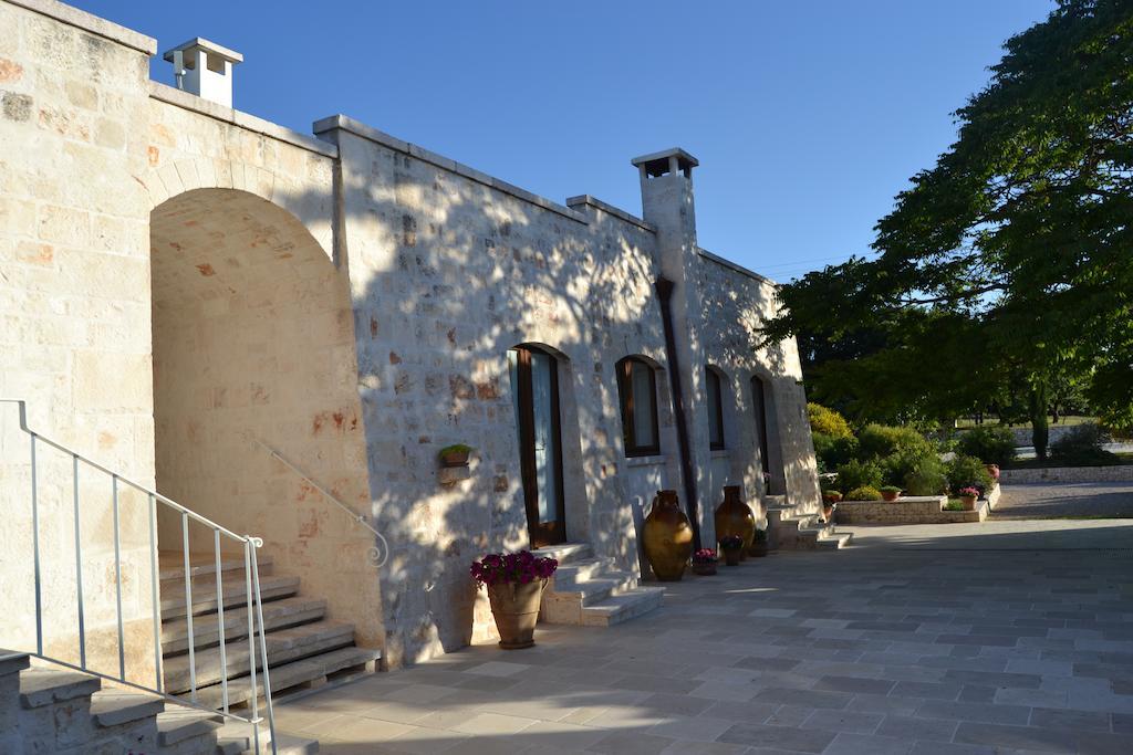 B&B Corte Del Camedrio Cisternino Luaran gambar